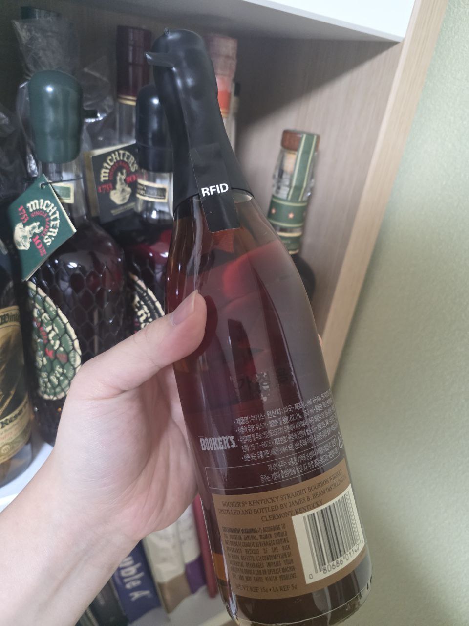 부커스 2024-1E 124.4proof 1