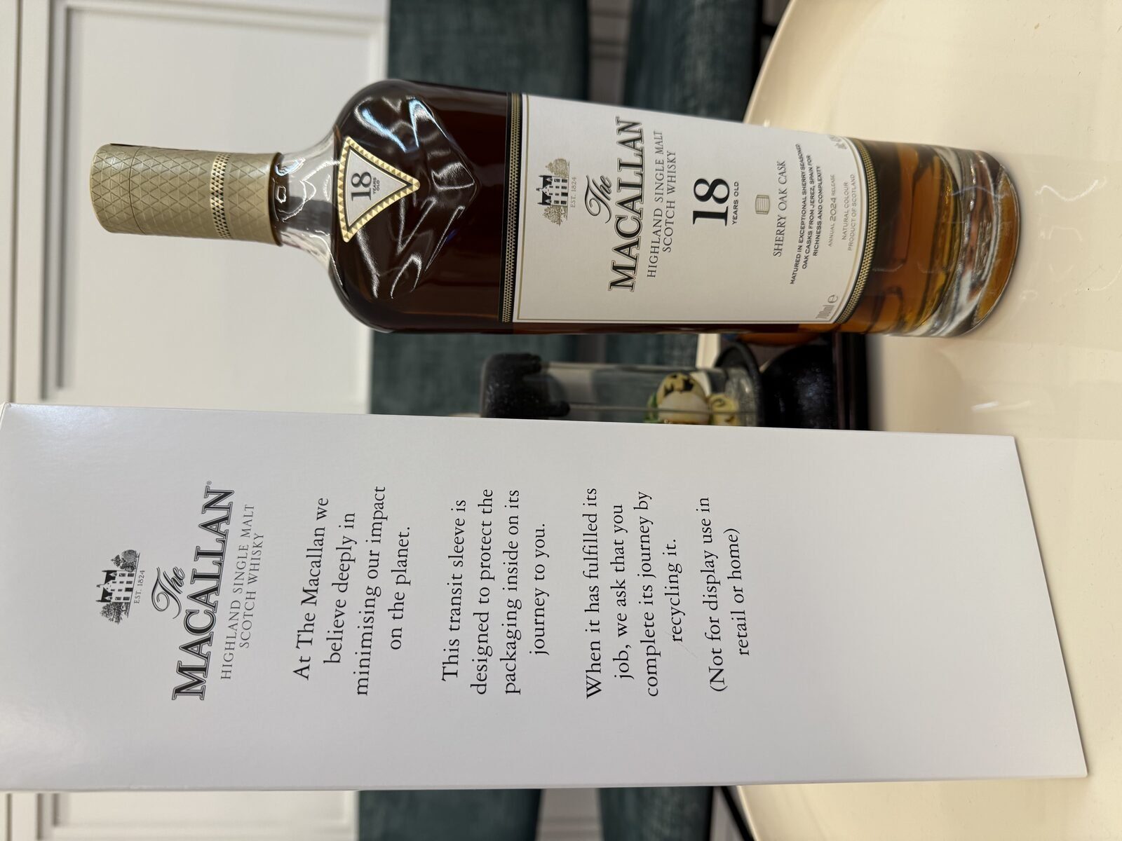 이벤트 보틀 7:) 맥캘란 18년 셰리오크 2024