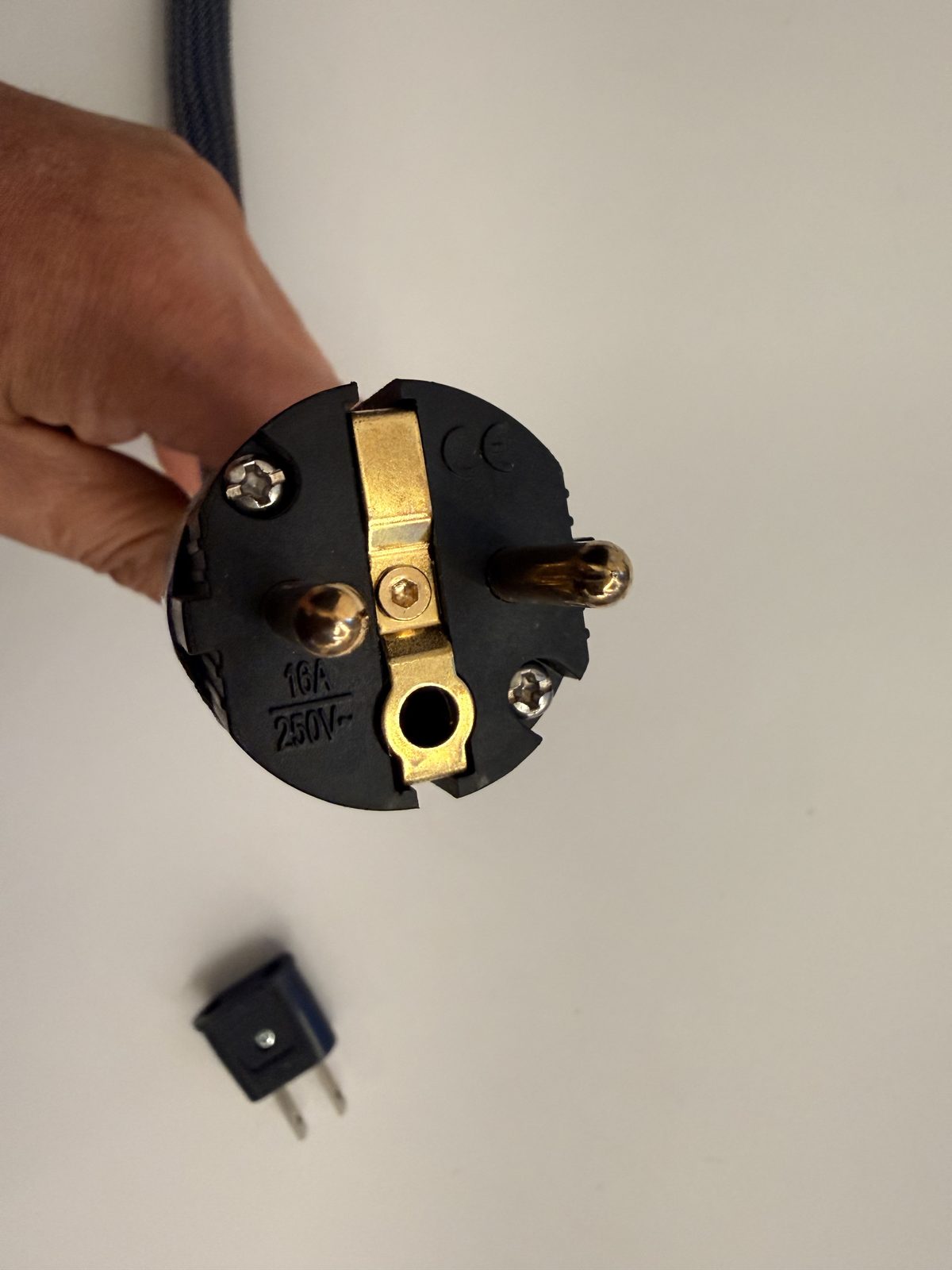 카테고리 상세:) 수제 파워케이블 1